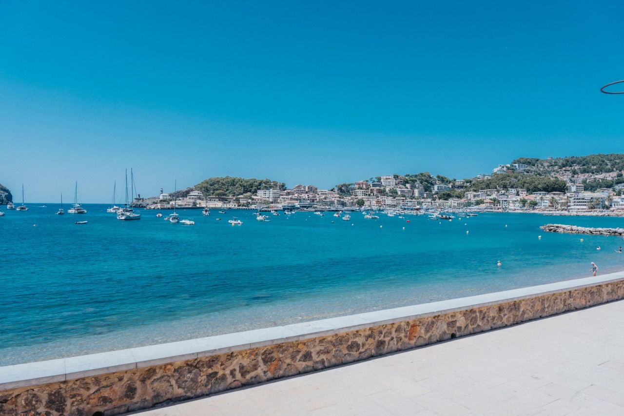 The bay of Port de Sóller with the seafront promenade