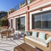 Stilfuld lejlighed i beach house-design – Første havlinje med stor terrasse og pool – 3