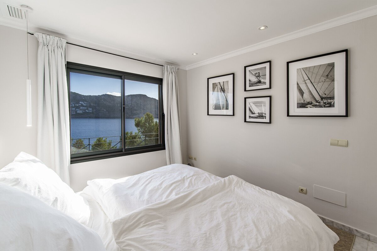 Stilfuld lejlighed i beach house-design – Første havlinje med stor terrasse og pool - Billede 13