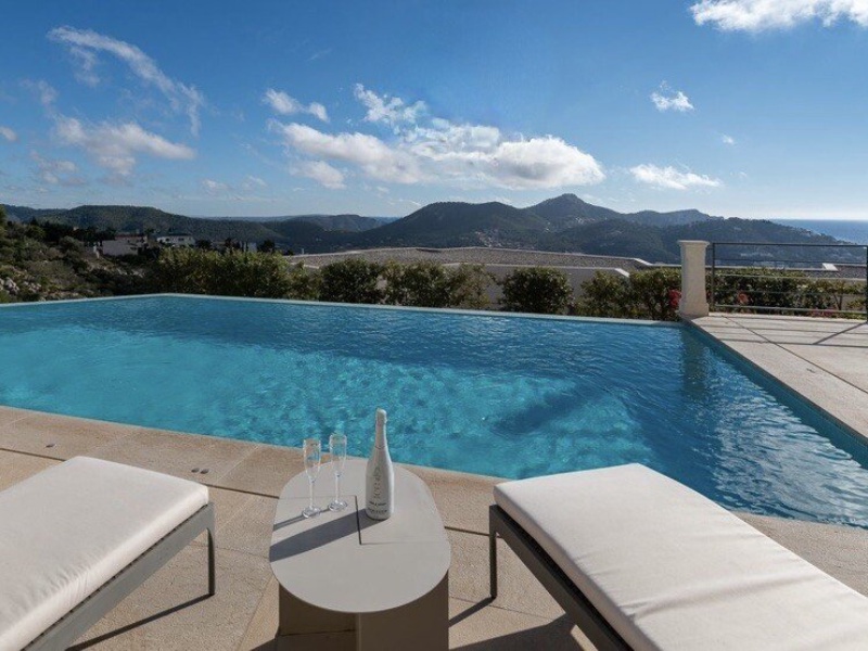 Spacious Sea View Villa in an Exclusive Location of Port Andratx - Port d'Andratx - 5 Bedrooms, 461 m²