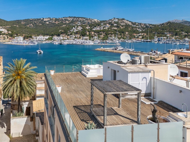 Penthouse in prime location with views of the harbor and the sea - Port d'Andratx - 3 Bedrooms, 110 m²