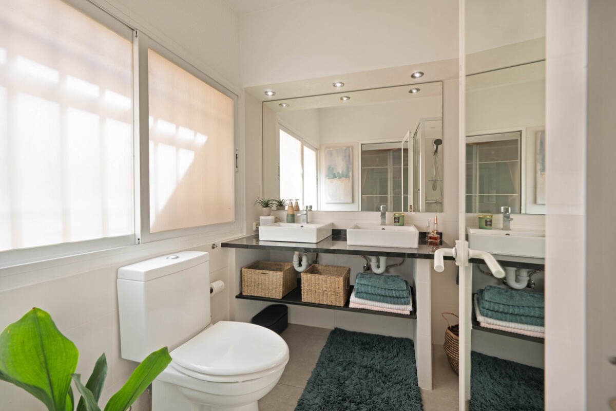 Penthouse i bedste beliggenhed med udsigt over havnen og havet - Billede 19