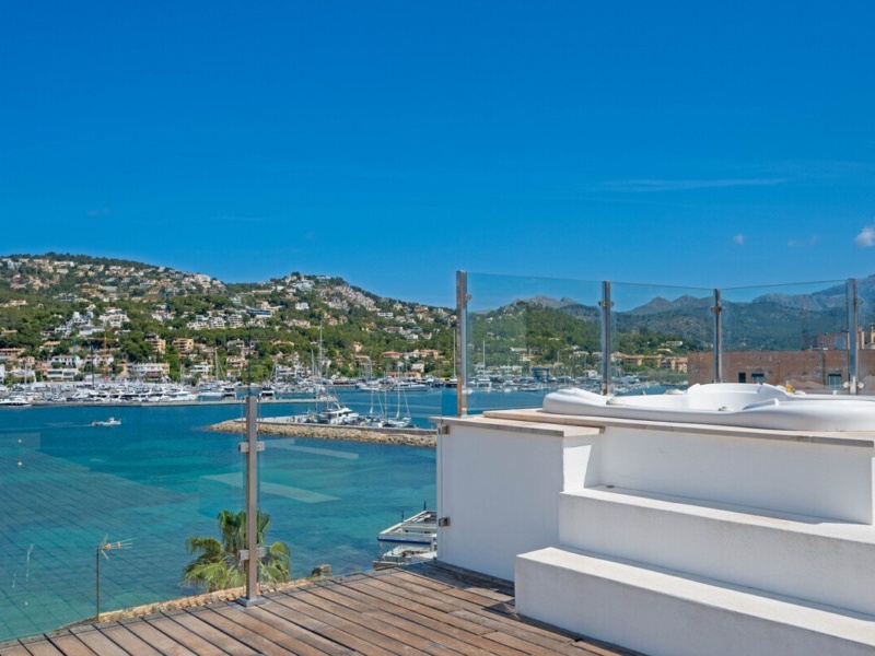 Penthouse in prime location with views of the harbor and the sea - Port d'Andratx - 3 Bedrooms, 110 m²