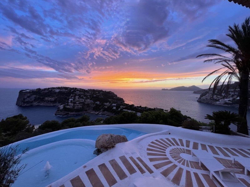 Designer Villa in Prime Location with Spectacular Sunset in Port Andratx - Port d'Andratx - 3 Bedrooms, 609 m²