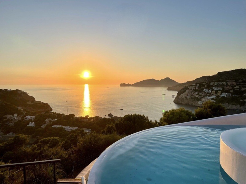 Designer Villa in Prime Location with Spectacular Sunset in Port Andratx - Port d'Andratx - 3 Bedrooms, 609 m²