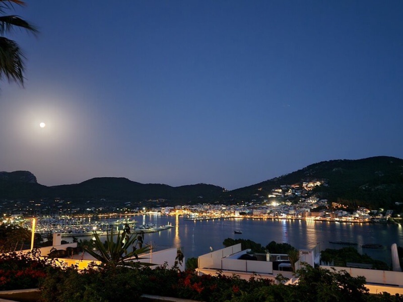 Spacious Apartment with Large Terrace and Harbor View - Port d'Andratx - 3 Bedrooms, 148.24 m²
