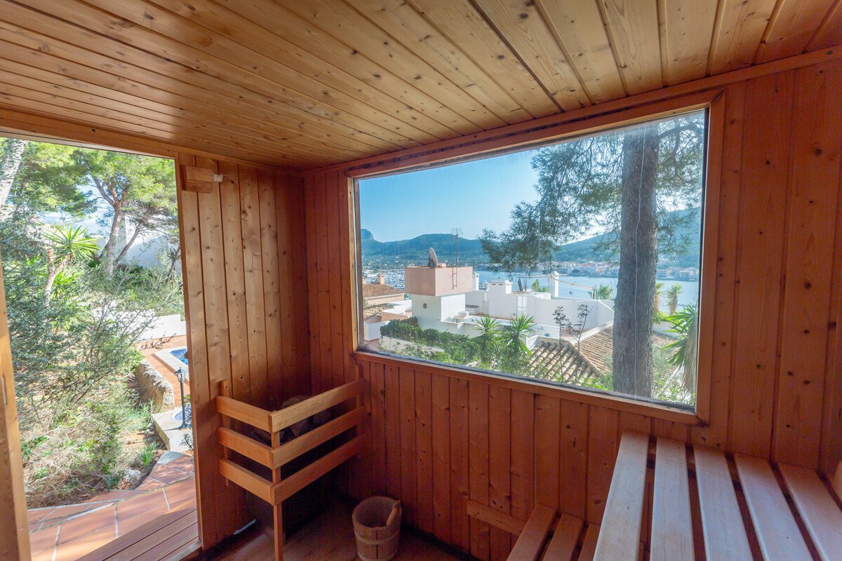 Appartamento spazioso con grande terrazza e vista sul porto - Immagine 16