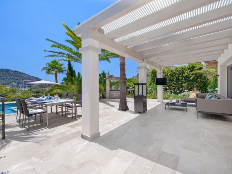 Villa within Walking Distance to the Center of Port Andratx with Holiday Rental License and High Privacy - Port d'Andratx - 3 Bedrooms, 154 m²
