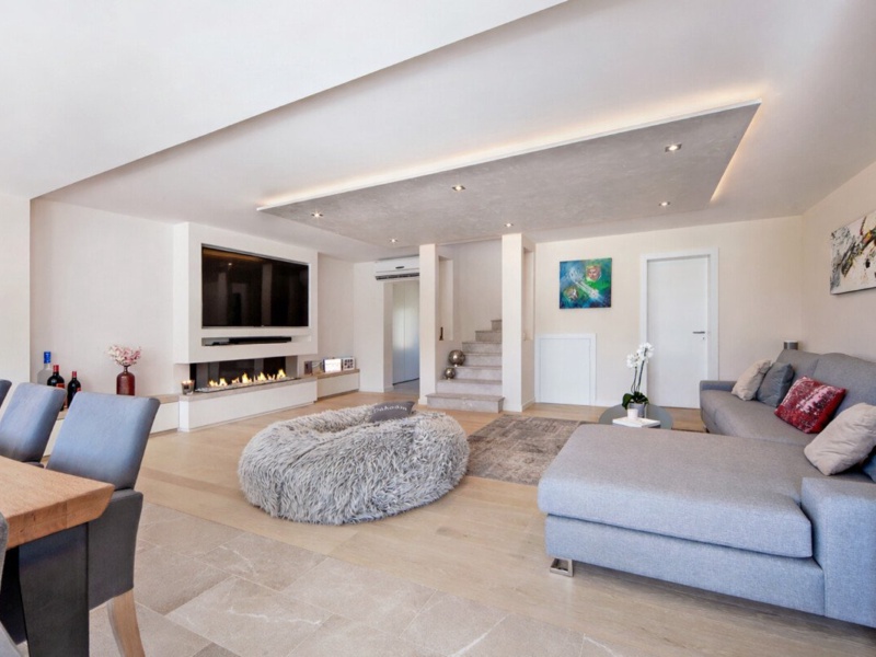 Villa within Walking Distance to the Center of Port Andratx with Holiday Rental License and High Privacy - Port d'Andratx - 3 Bedrooms, 154 m²