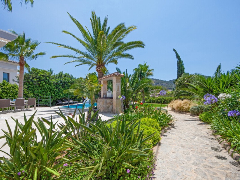 Villa within Walking Distance to the Center of Port Andratx with Holiday Rental License and High Privacy - Port d'Andratx - 3 Bedrooms, 154 m²
