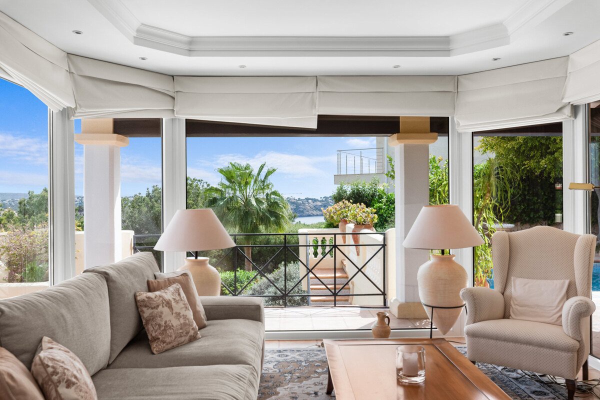 Villa méditerranéenne à vendre à Costa de la Calma avec vue partielle sur la mer - Image 4