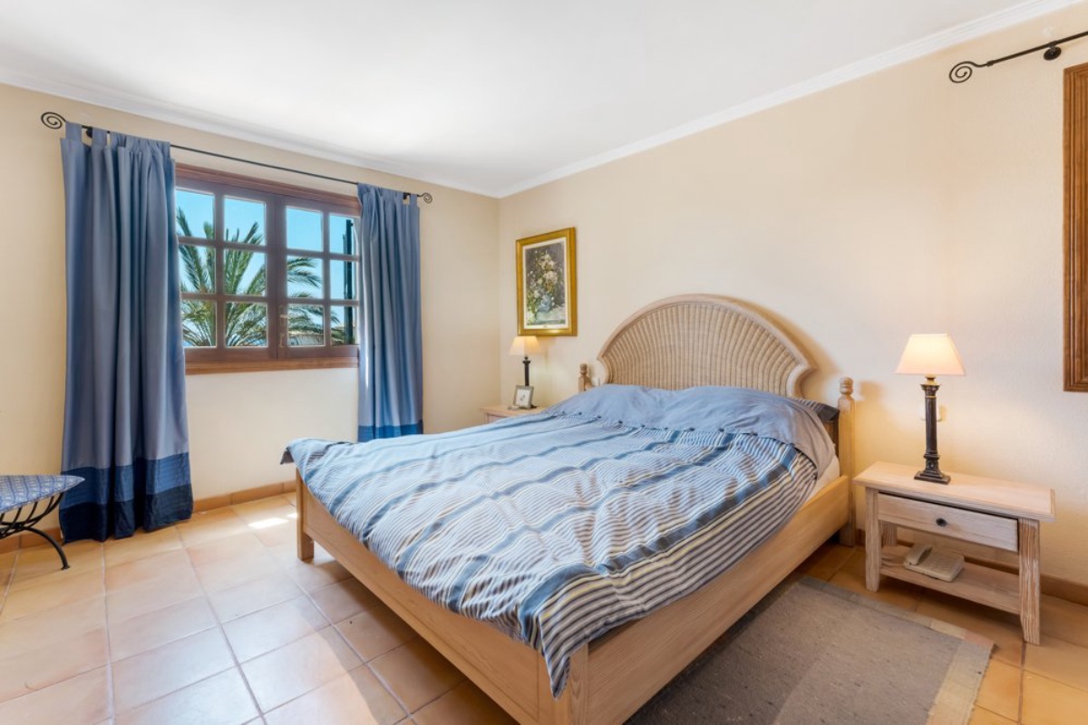 Gelegenheit! Mediterrane Villa mit Hafenblick - Bild 10