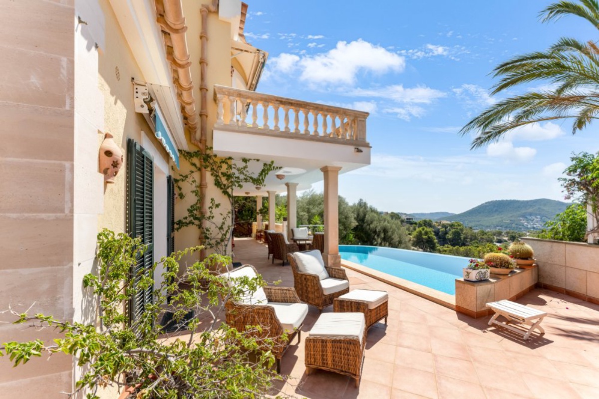 Gelegenheit! Mediterrane Villa mit Hafenblick - Bild 2