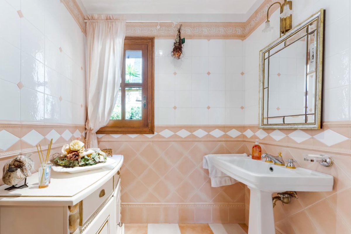 Gelegenheit! Mediterrane Villa mit Hafenblick - Bild 13