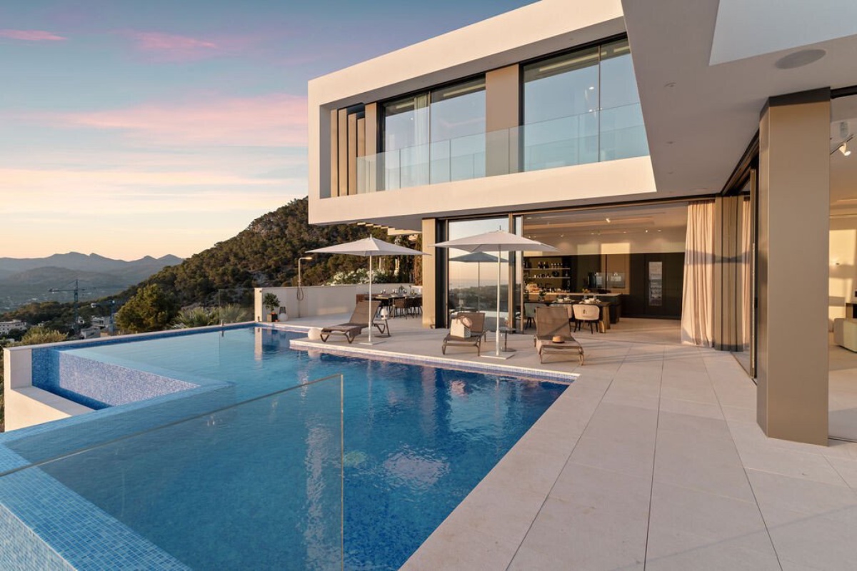 Luxuriöse Villa mit unvergleichlichem Panoramablick auf das Mittelmeer - Bild 23