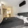 Luksus penthouse med tagterrasse og privat pool direkte ved stranden – 13