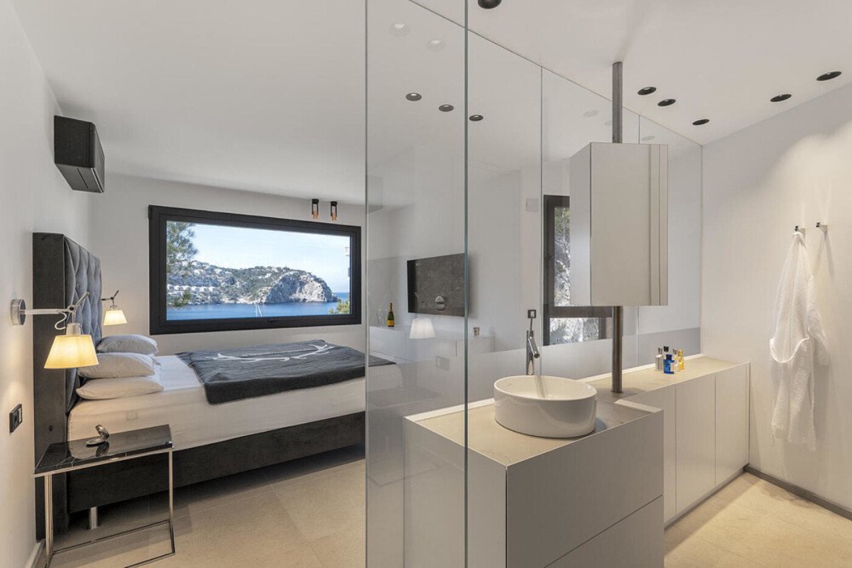 Luksus penthouse med tagterrasse og privat pool direkte ved stranden - Billede 11