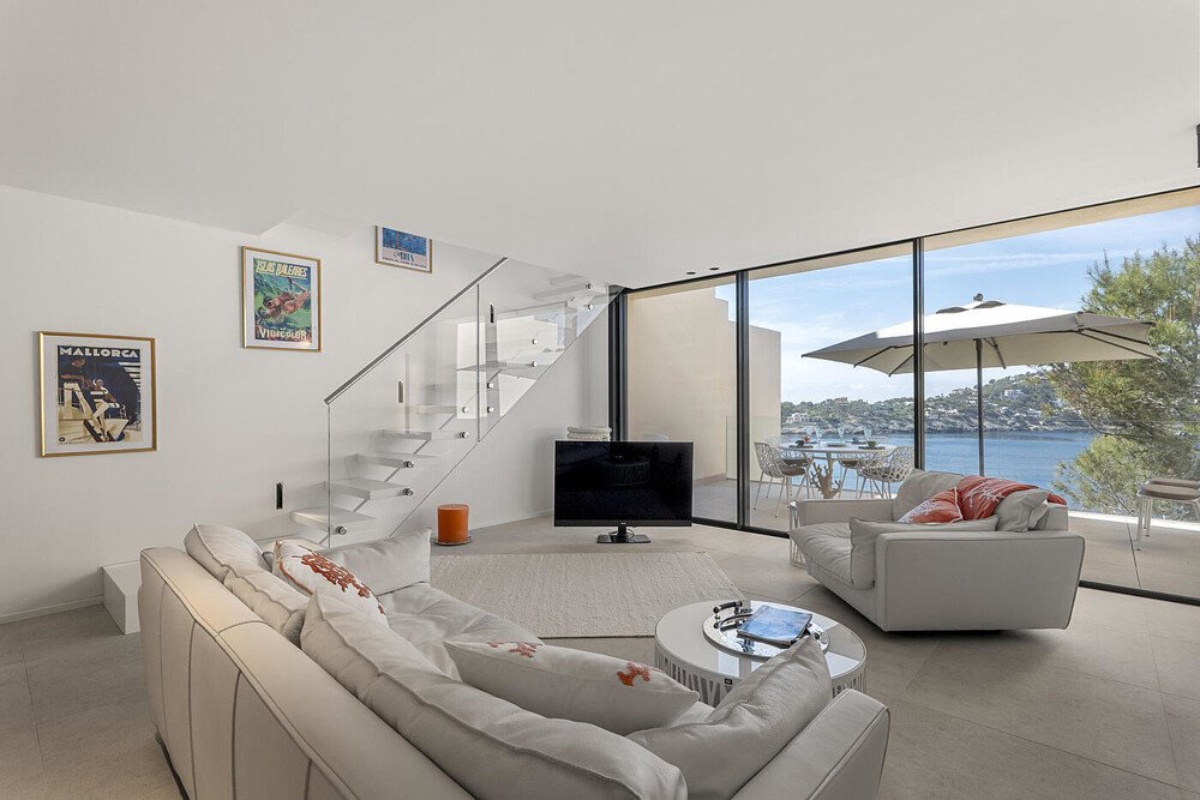 Luksus penthouse med tagterrasse og privat pool direkte ved stranden - Billede 4