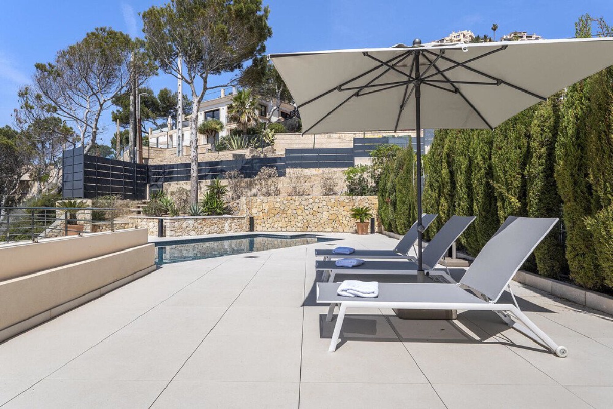 Luksus penthouse med tagterrasse og privat pool direkte ved stranden - Billede 21