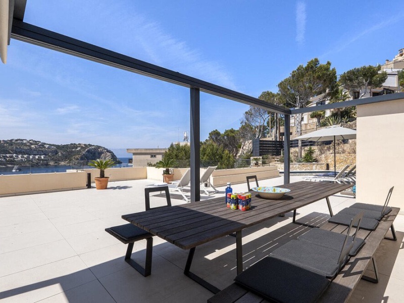 Luxury penthouse with rooftop terrace and private pool right on the beach - Port d'Andratx - 3 Bedrooms, 135 m²