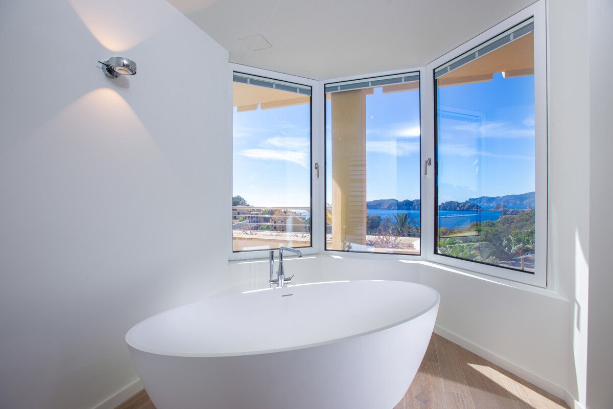 Unikt penthouse med drømmeudsigt og privat pool på tagterrassen - Billede 10