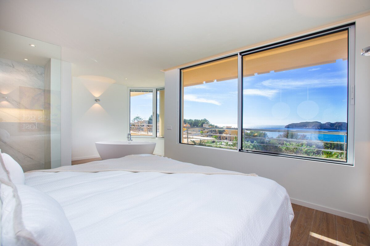 Unikt penthouse med drømmeudsigt og privat pool på tagterrassen - Billede 11