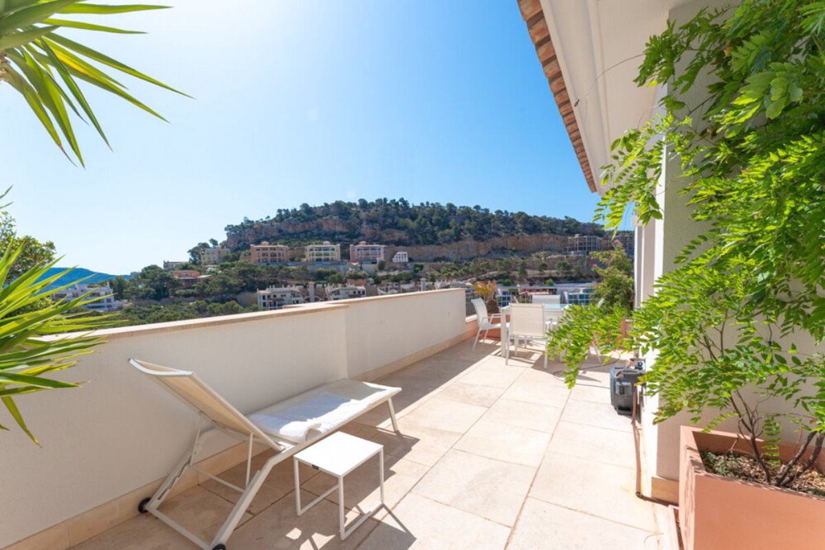 Einzigartiges Penthouse mit spektakulärem Meebrlick und privatem Pool - Bild 5