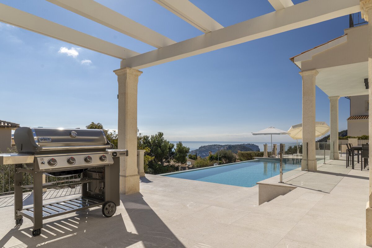 Exklusive Meerblickvilla mit Ferienvermietungslizenz - Bild 3