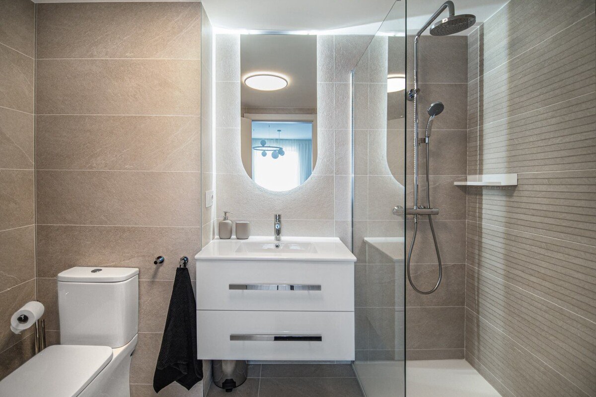 Exclusief appartement met zeezicht in Palma de Mallorca - Afbeelding 14