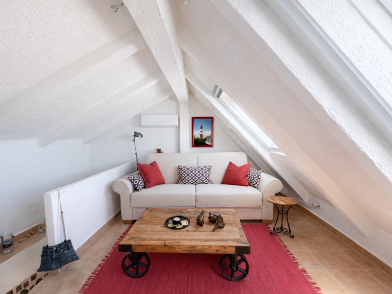 Exclusive Penthouse with Sea View in the Heart of Port Andratx – Including Underground Parking Space! - Port d'Andratx - 3 Bedrooms, 101 m²