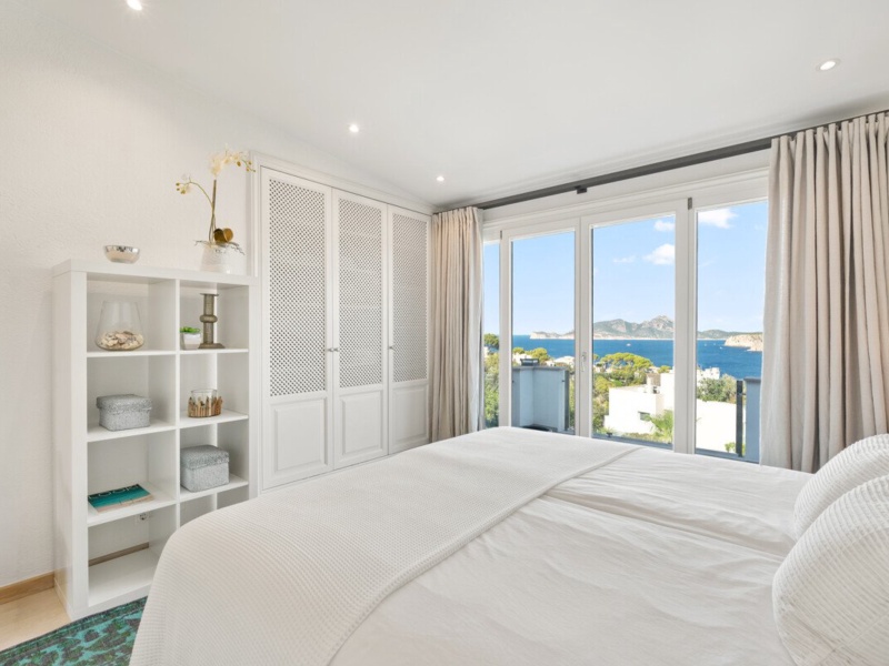 Exclusive Beach House Villa with Harbor and Sea Views in Port Andratx - Port d'Andratx - 4 Bedrooms, 387 m²