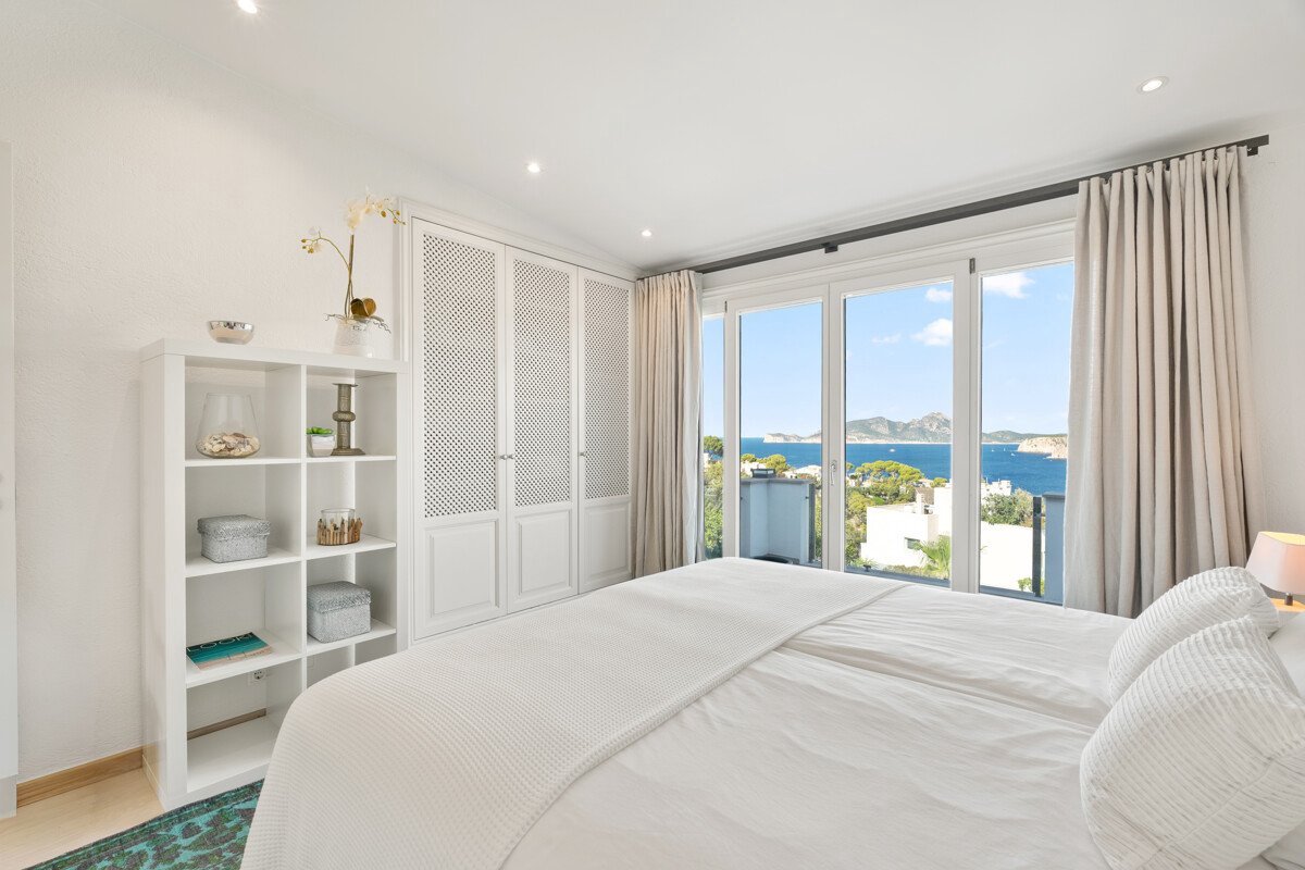 Exklusive Beachhouse-Villa mit Hafen- und Meerblick in Port Andratx - Bild 14