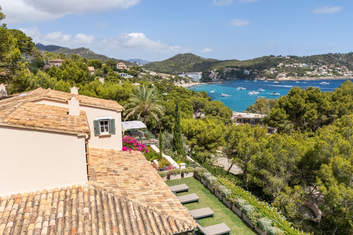 Mediterrane Villa im Fincastill mit atemberaubenden Meerblick in Camp de Mar - Bild 3