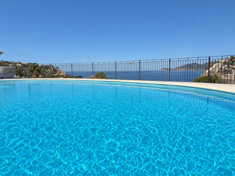 Exclusive Villa with Sea View – Mediterranean Elegance Meets Luxurious Living Comfort - Port d'Andratx - 6 Bedrooms, 335 m²