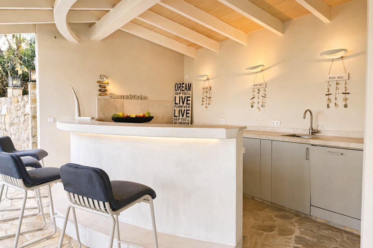 Exklusive Villa mit Meerblick– mediterrane Eleganz trifft auf luxuriösen Wohnkomfort - Bild 4
