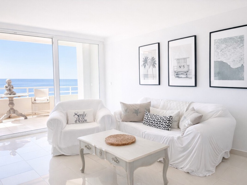 Exclusive Coastal Jewel Penthouse on the Frontline with Direct Sea Access - Exclusive at Thomas Mallorca Real Estate - Port d'Andratx - 2 Bedrooms, 75 m²