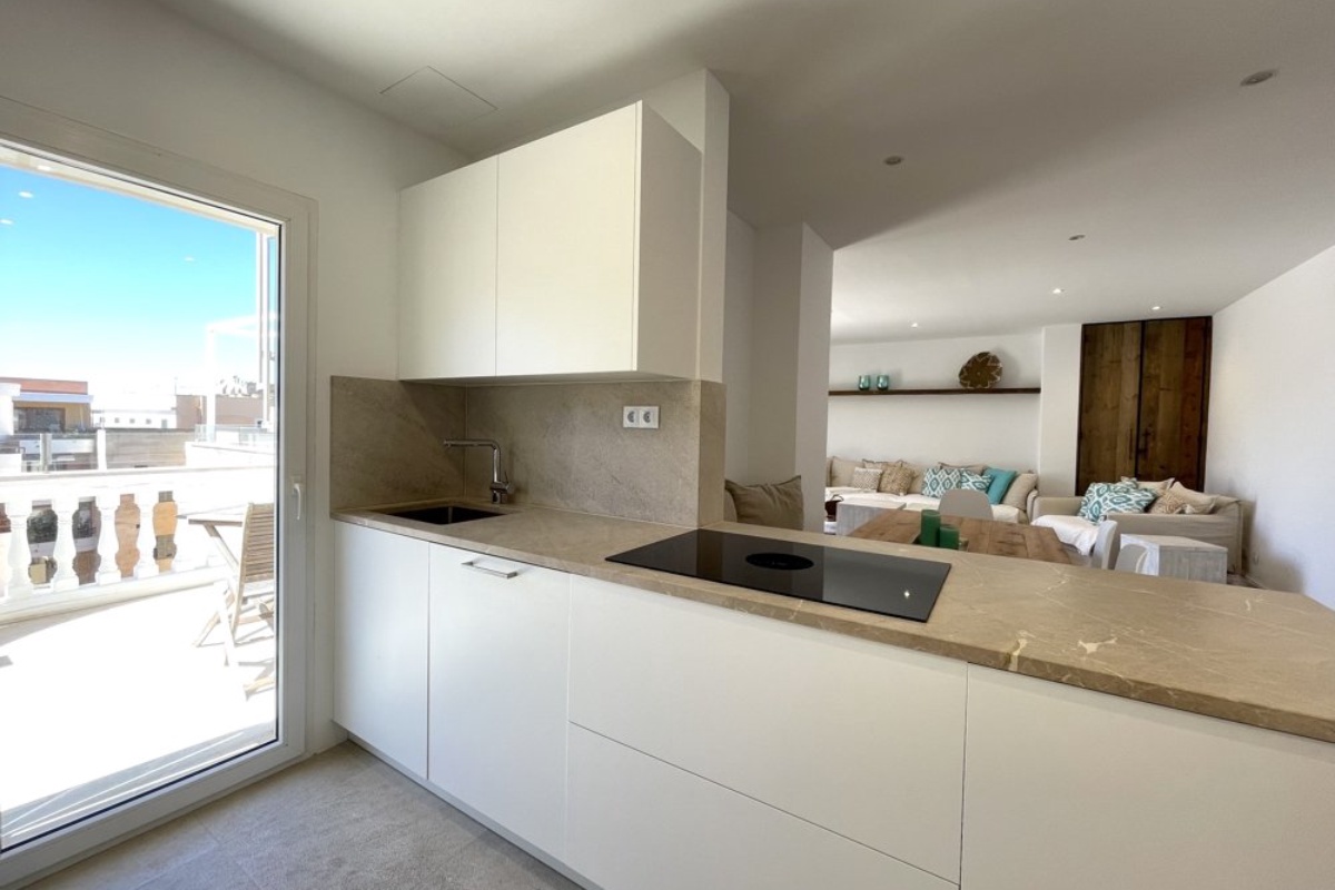 Großzügige Penthousewohnung mit Hafenblick im Herzen von Port d'Andratx - Bild 9