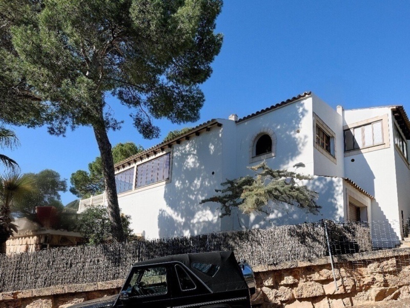 Exklusives Refugium mit traumhaftem Hafenpanorama und großem Entwicklungspotenzial- Sanierungsobjekt der besonderen Art - Port d'Andratx - 5 Schlafzimmer, 500 m²