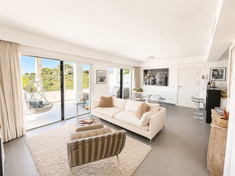 Prime Location in Port Andratx – Stylish Apartment with Garden, Chill-out Area, and Stunning Sea Views - Port d'Andratx - 2 Bedrooms, 100 m²
