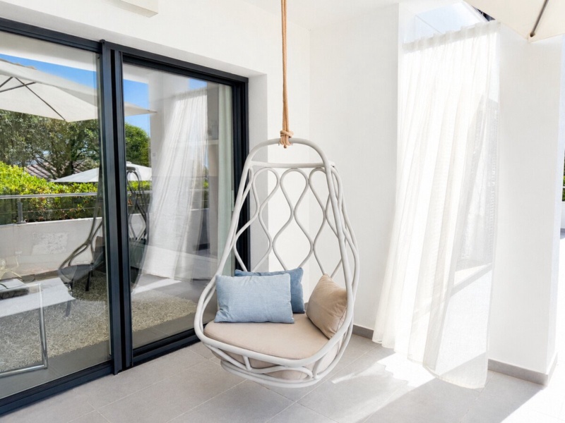 Prime Location in Port Andratx – Stylish Apartment with Garden, Chill-out Area, and Stunning Sea Views - Port d'Andratx - 2 Bedrooms, 100 m²