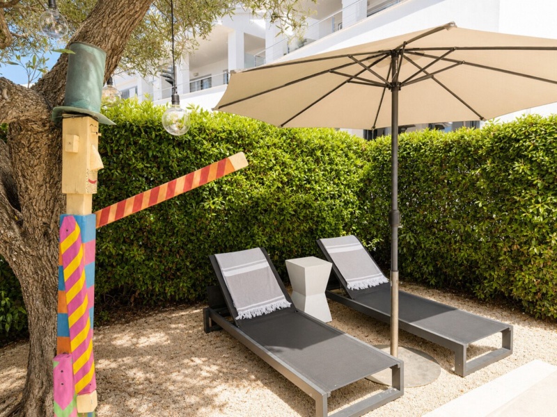 Prime Location in Port Andratx – Stylish Apartment with Garden, Chill-out Area, and Stunning Sea Views - Port d'Andratx - 2 Bedrooms, 100 m²