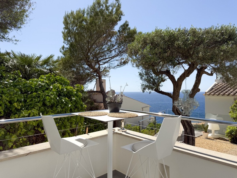 Prime Location in Port Andratx – Stylish Apartment with Garden, Chill-out Area, and Stunning Sea Views - Port d'Andratx - 2 Bedrooms, 100 m²