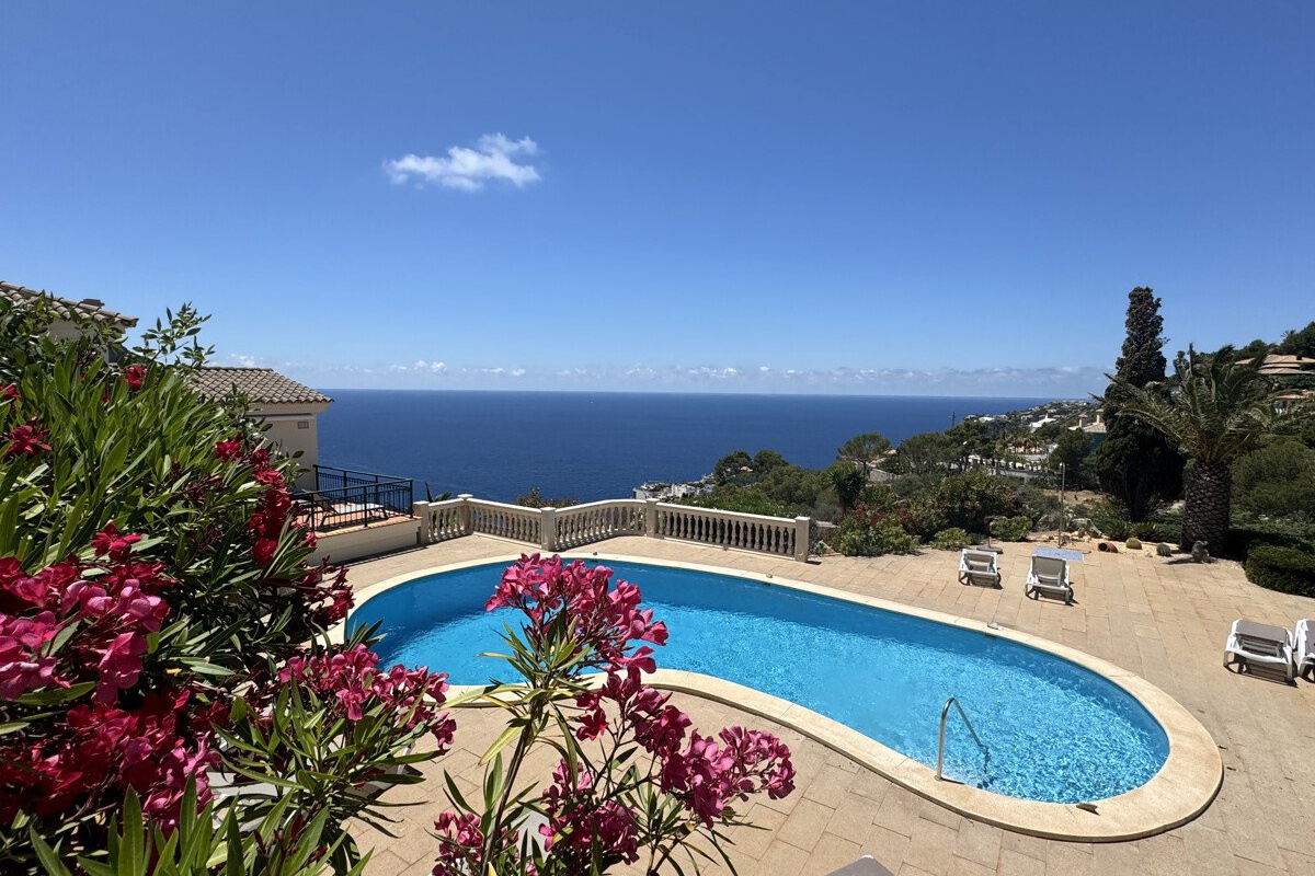 Eksklusiv lejlighed i Cala Llamp med fantastisk terrasse og havudsigt - Billede 14